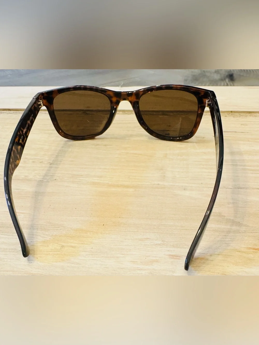 Lucky Brand Dusk Tortoise Cat 3 Sunglasses Brown Tortoise Frames